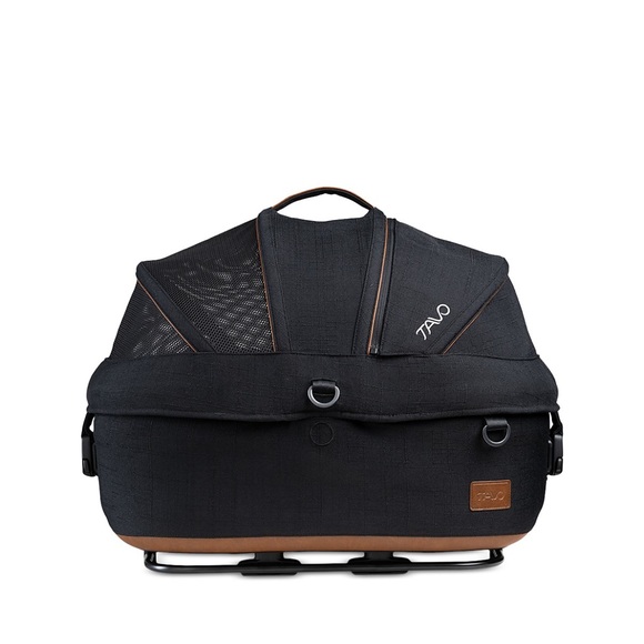 Tavo Pets Maeve small flex car seat (base listed separately) - Picture 2 of 5